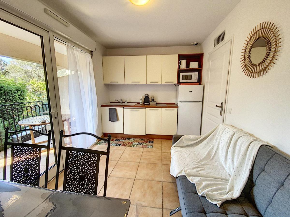 Appartement 2 Pieces Au Coeur Du Cap D'Antibes Zewnętrze zdjęcie